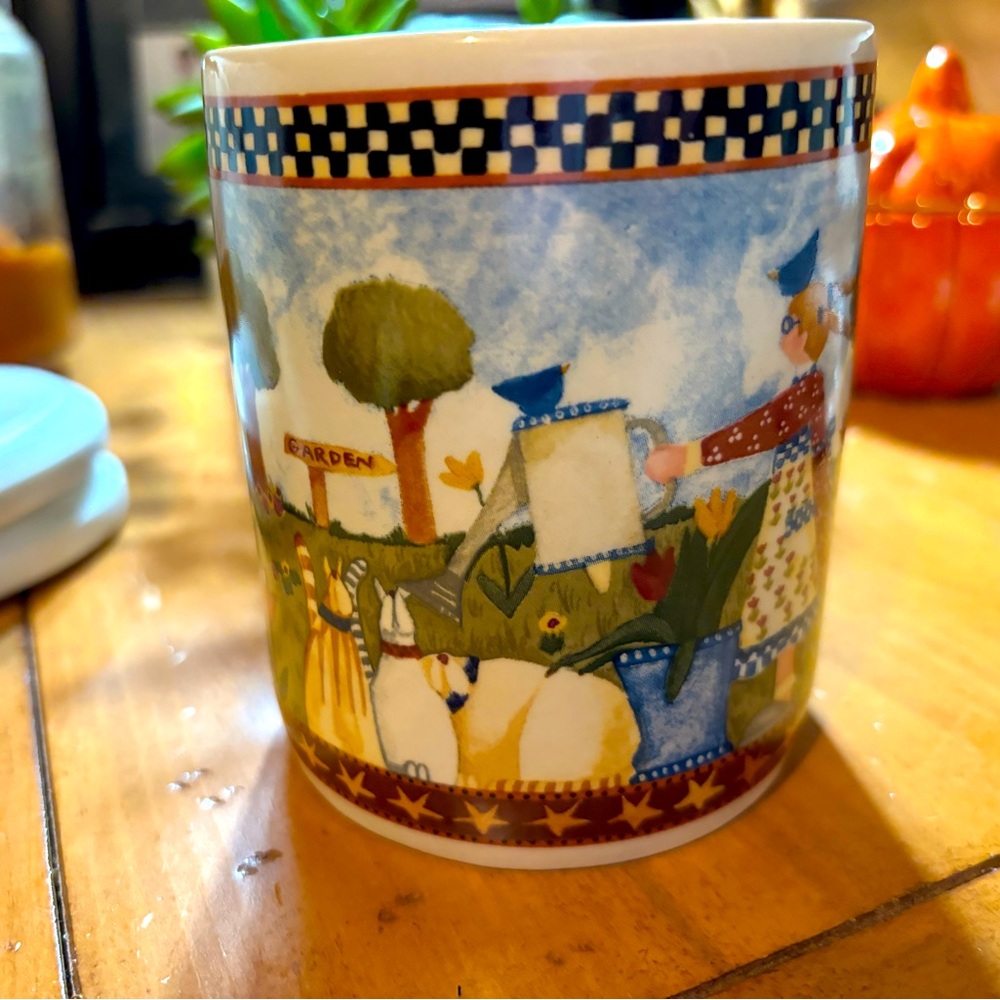 WW7006 Williraye Girl with Cats Mug
